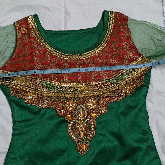 Bottle Green Suit with Churidar and Dupatta - Picture 6 of 11
